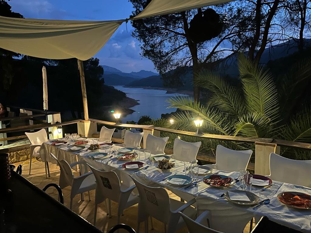 Casa Rural Los Parrales El Tranco 外观 照片