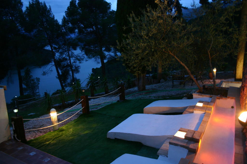 Casa Rural Los Parrales El Tranco 外观 照片