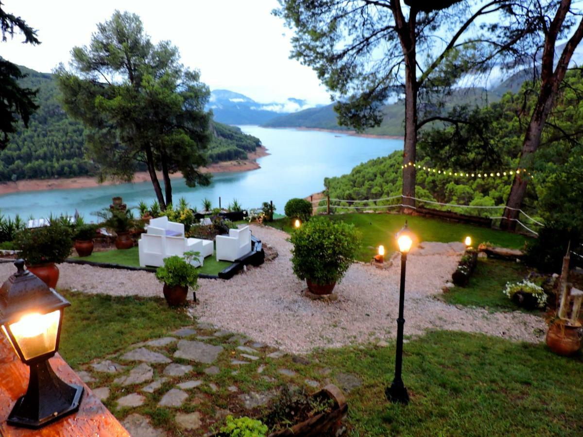 Casa Rural Los Parrales El Tranco 外观 照片